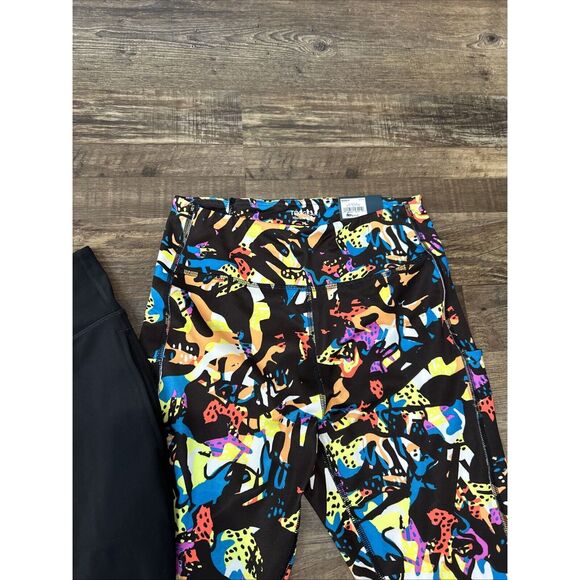 Tek Gear Women's Lot Multicolor Print Hi-Rise Capris Size M NWT Black - Picture 10 of 14